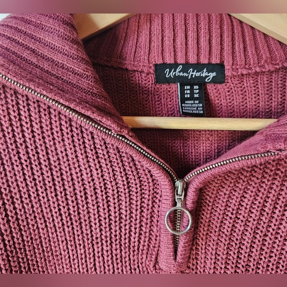 Urban Heritage Cowl Neck Cropped Knit 3/4 Zip Pullover Sweater (NWOT) - Picture 5 of 7